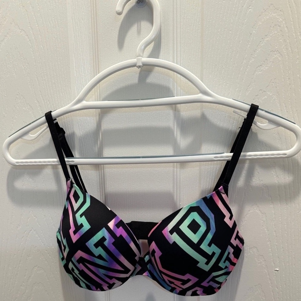 PINK Victoria's Secret Wear Everywhere Push-Up Black Multi Bra